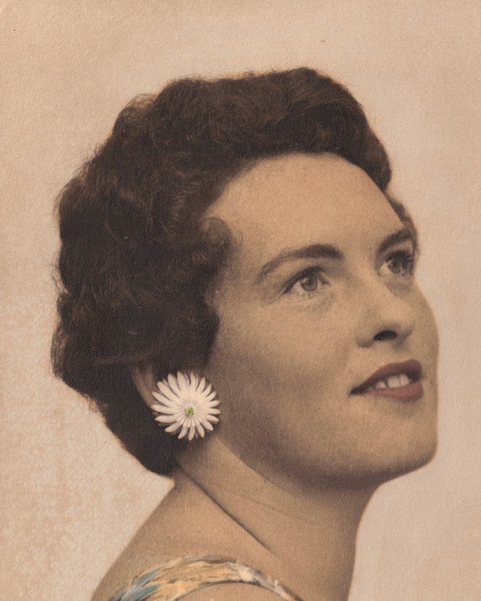 CLAUSON, Valerie Esma (nee Bayliss)